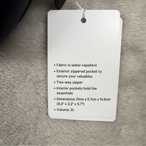 NWT Lululemon Wunder Puff Black Everywhere Belt Bag - Picture 3 of 8